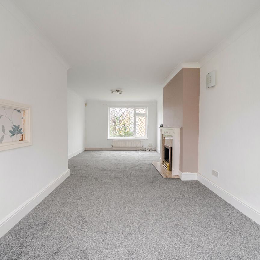 3 bedroom semi-detached house to rent - Photo 1