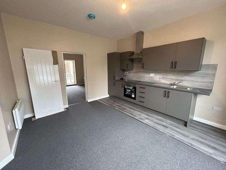 Stanhope Road, South Shields, NE33 - Photo 2