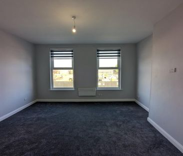3 bedroom apartment to rent - Photo 5