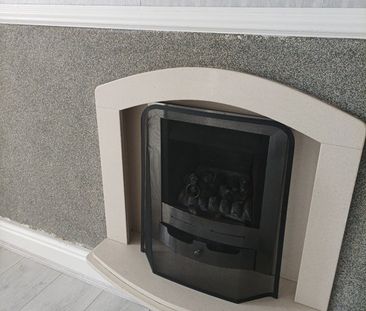 3 Bed Semi-Detached House, Manchester, M16 - Photo 4