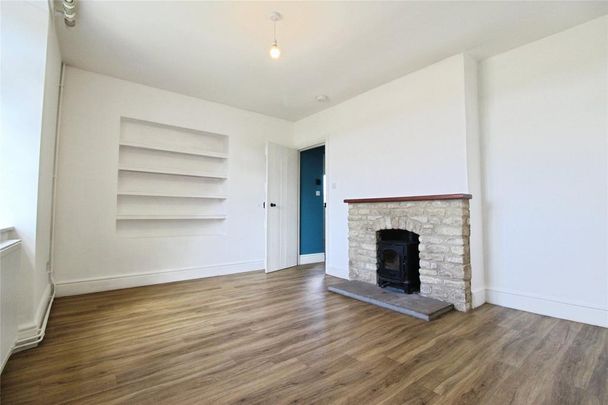 4 bedroom detached house to rent - Photo 1