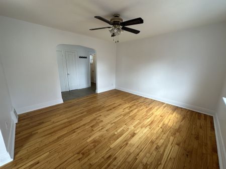 For Lease - 273 SHAKESPEARE Street Unit# 2, Vanier and Kingsview Park, Ontario - Photo 3