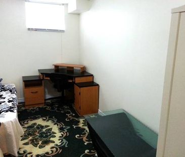 Bright 1 bedroom basement apartment (McCowan & Hwy407-Markham) - Photo 4