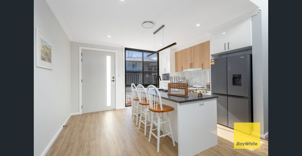 Modern Townhouse - Photo 1