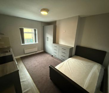 Great Avenham Street, Preston - Photo 1