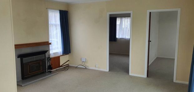 Sunny Side of town - Ngongotaha - Photo 1