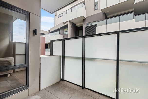 4/200 Reynolds Road, Doncaster East - Photo 1