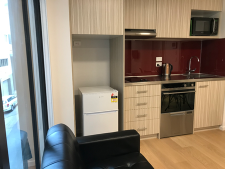 DIXON STREET STUDIO APARTMENT - Photo 5