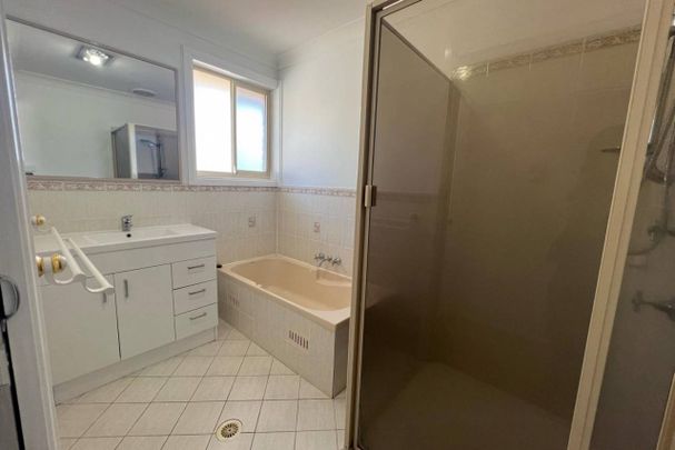 2-BEDROOM UNIT IN A GREAT LOCATION!!! - Photo 1