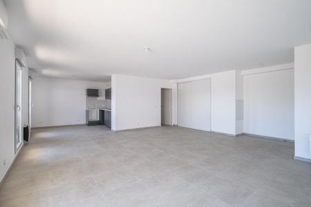 Tout savoir sur cet appartement dans le quartier Val de Gorbio, à Roquebrune-Cap-Martin - Photo 2