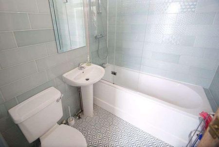 Old Tiverton Road, Exeter, EX4 - Photo 2