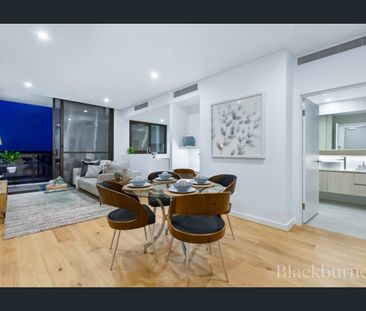 ENVIABLE EAST PERTH LIVING - Photo 4