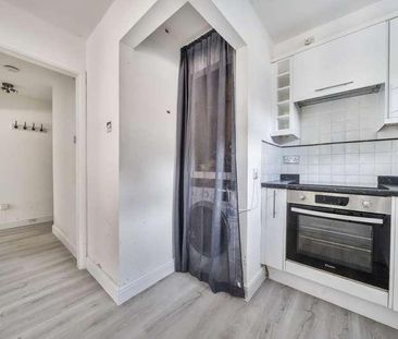 Banbury, Oxfordshire, OX16 - Photo 3