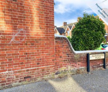 2 bedroom terraced house to rent - Photo 2