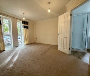4 bedroom end of terrace house to rent - Photo 3