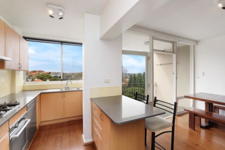 Ideally Located with Harbour Views - Photo 4