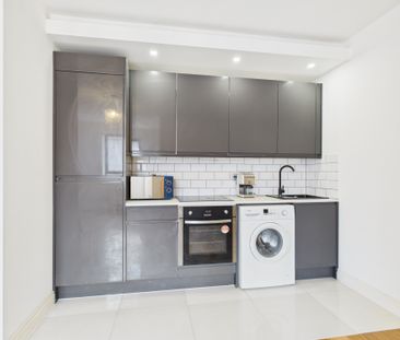 16 Elmfield Road, Bromley, BR1, London - Photo 4