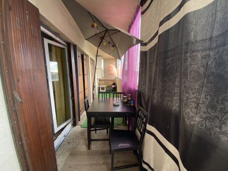 Location Appartement 4 pièces 73m² TOULON 83100 - Photo 5