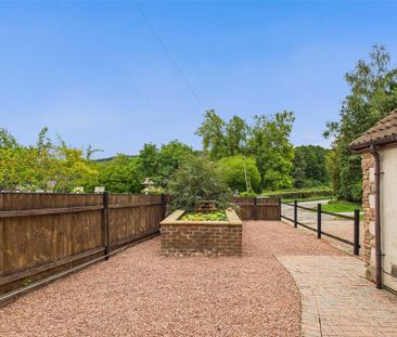 3 bedroom apartment to rent - Photo 2