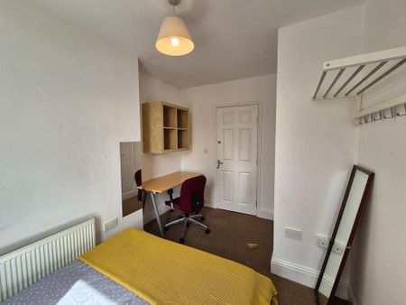5 bedroom house share to rent - Photo 4