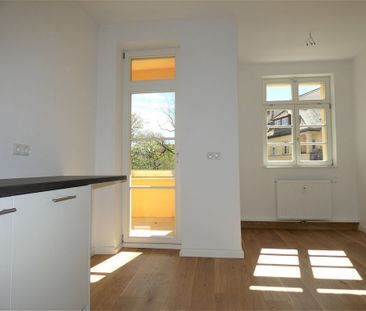 Tolle 3-Raum Whg. mit Balkon, Loggia, Parkett, EBK - Foto 2