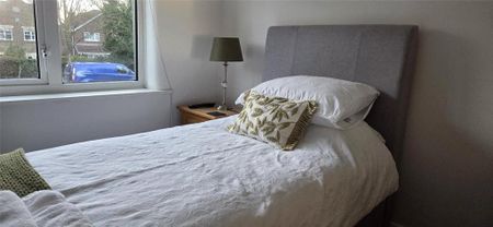 3 bedroom semi-detached house to rent - Photo 5