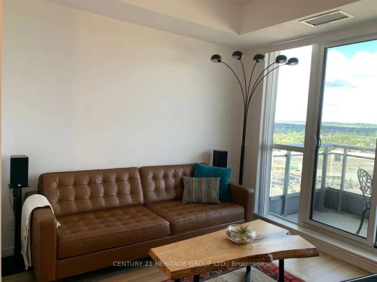 9201 Yonge Street #1813 - Photo 1