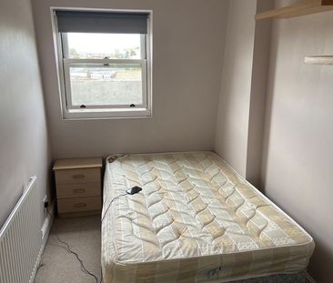 4 Bed Maisonette, Richmond Way, W14 - Photo 1