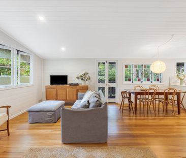 Charming Queenslander on 1.4 Acres in the Heart of Stokers Siding - Photo 3