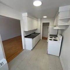 1 room apartment of 48m² in Montreal - Photo 2