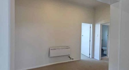 Affordable, Convenient & Roomy: Great for Students - Photo 4