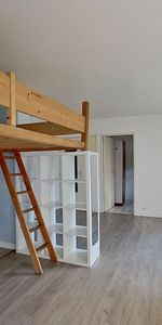 Location Appartement 1 pièce 39m² - Photo 4