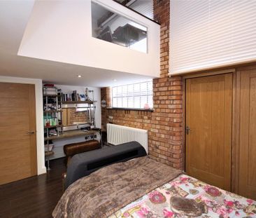 3 bedroom terraced house to rent - Photo 6