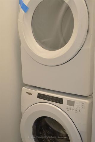 For Lease - 811 Stanstead Path, Oshawa, Ontario - Photo 4