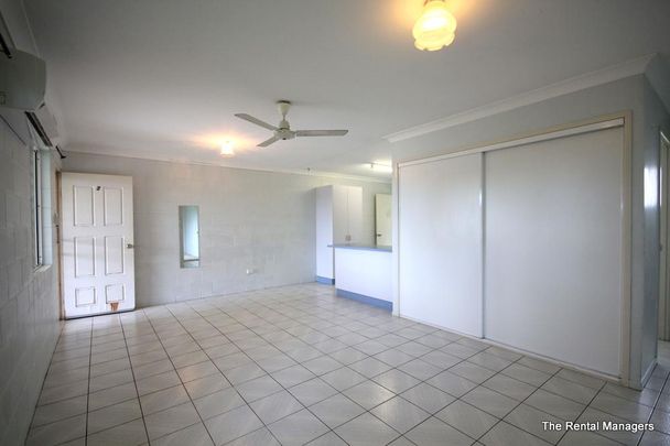 Charming 2 Bedroom Unit in Quiet Rasmussen - Photo 1