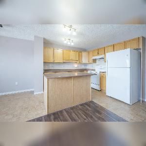 3 bedroom Duplex for rent in Silver Berry - Photo 3