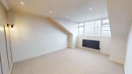 4 bedroom flat to rent - Photo 3