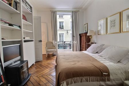 Appartement • Saint Germain des Prés - Photo 2