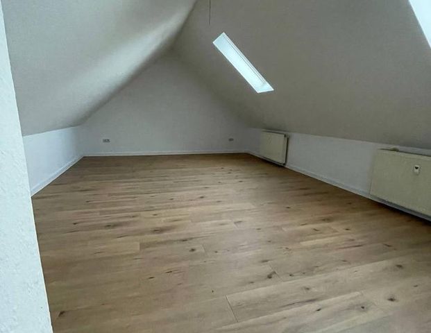 Geräumige DG-Wohnung über zwei Ebenen - zentrale Innenstadtlage - Foto 1