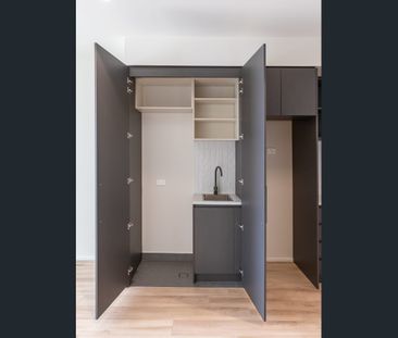 Victoria Tower Adelaide-One Bedroom PLUS One Study|Premium City Living - Photo 2