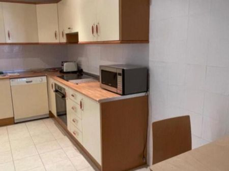 3 bedroom luxury penthouse for rent in San Pedro de Alcántara, Spain - Photo 2