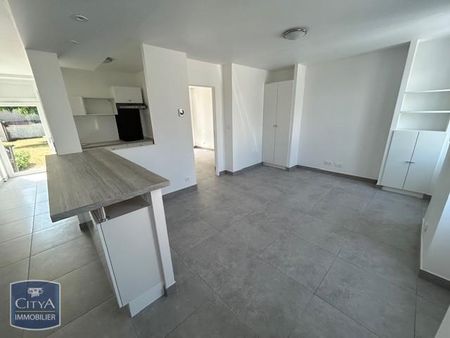 Location Maison 2 pièces 42m² MEHUN SUR YEVRE 18500 - Photo 3
