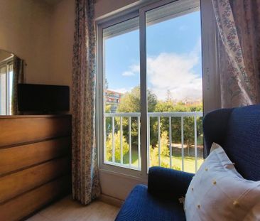 Apartamento 2 dormitorios con piscina al lado del mar - Photo 1