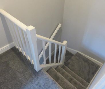 2 bedroom house to rent - Photo 2