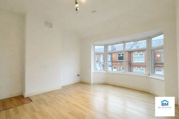 2 Bedroom Flat - Photo 1