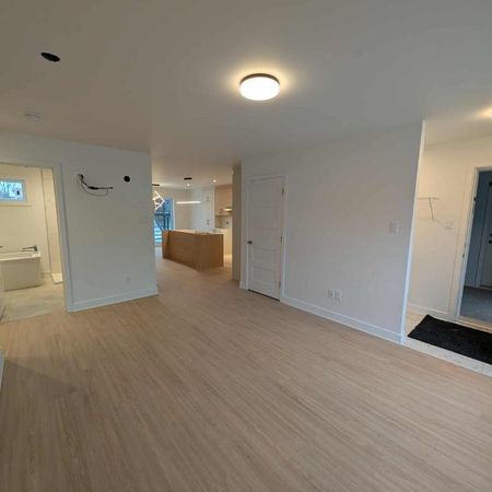 4½ neuf dès le 1er décembre, Bellefeuille - Photo 3