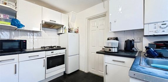 South Road, Englefield Green, Egham, Surrey, TW20 0RL - Photo 2