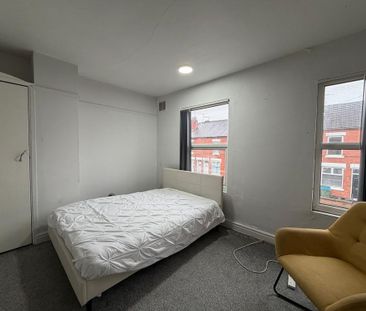 2 bedroom terraced house to rent - Photo 5