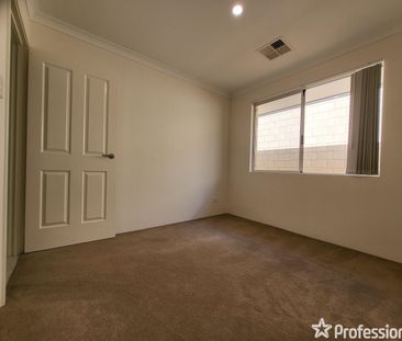 Well-Maintained Home! - Photo 6