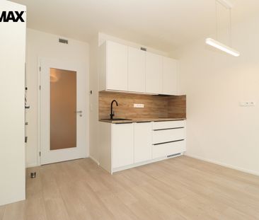 Pronájem bytu 1+kk v osobním vlastnictví 30 m², Praha 9 - Hloubětín - Фото 1
